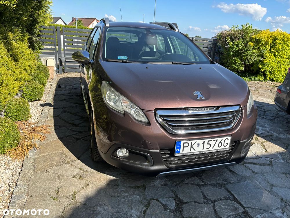 Peugeot 2008 1.6 e-HDi Allure S&S - 6