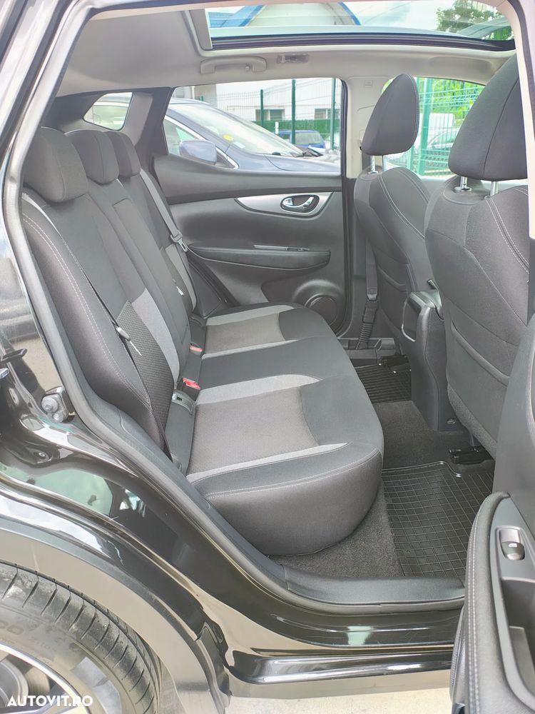 Nissan Qashqai 1.3 DIG-T DCT N-CONNECTA - 26