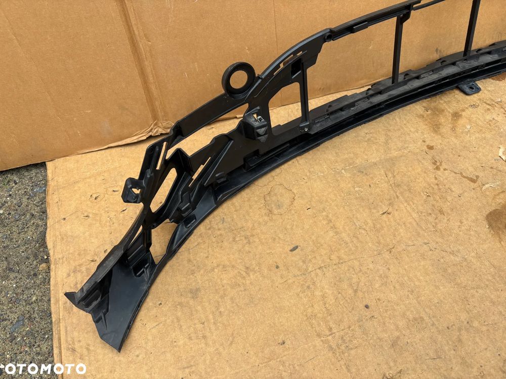 Mercedes E Klasa W213 W238 Lift AMG Środkowa Kratka Zderzaka Przód Przednia Czarna A2138858804 A2138857304 - 6