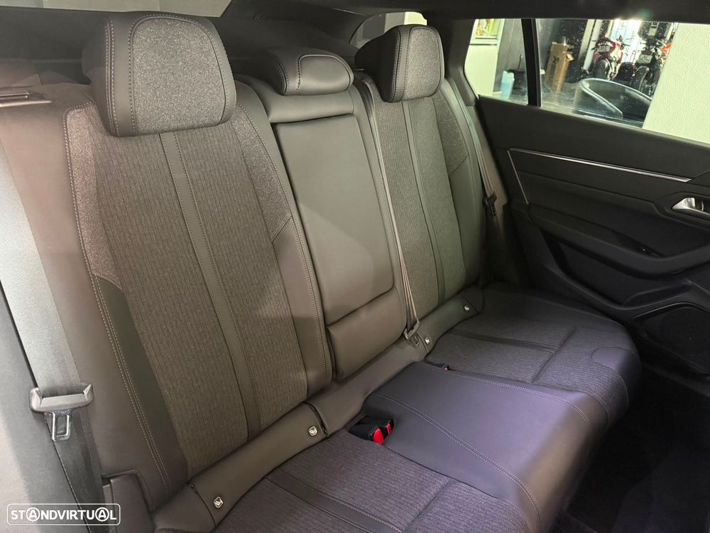 Peugeot 508 SW 1.6 Hybrid Allure Pack e-EAT8 - 15