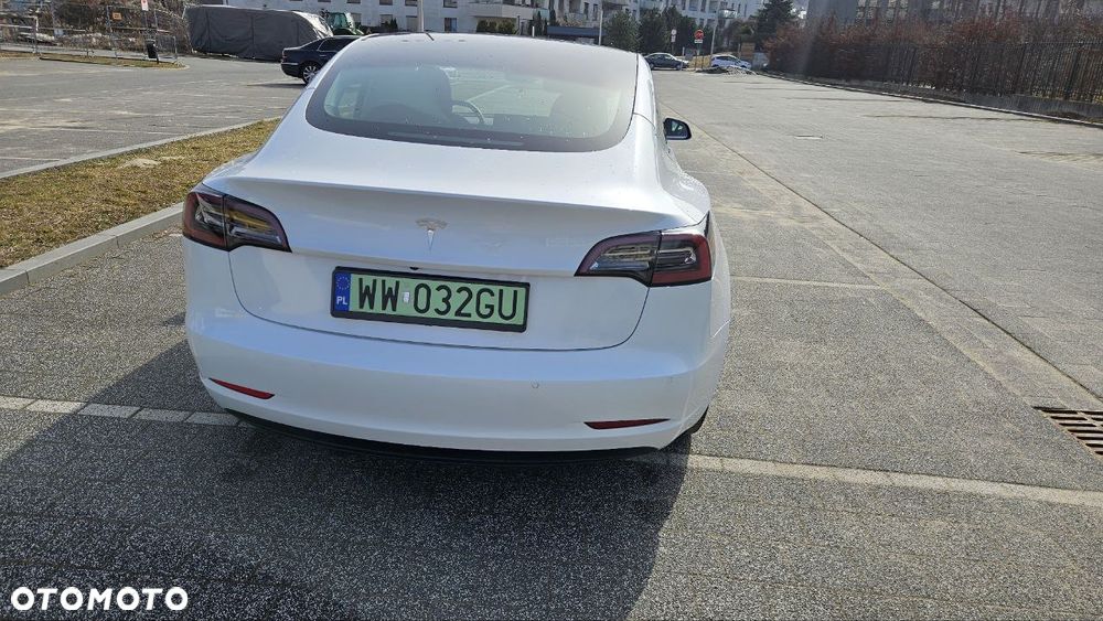 Tesla Model 3 Standard Reichweite Plus Hinterradantrieb - 20