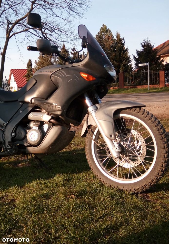Aprilia Pegaso - 1