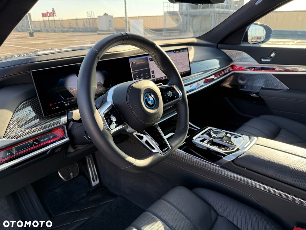 BMW i7 105.7kWh xDrive60 M Sport - 13