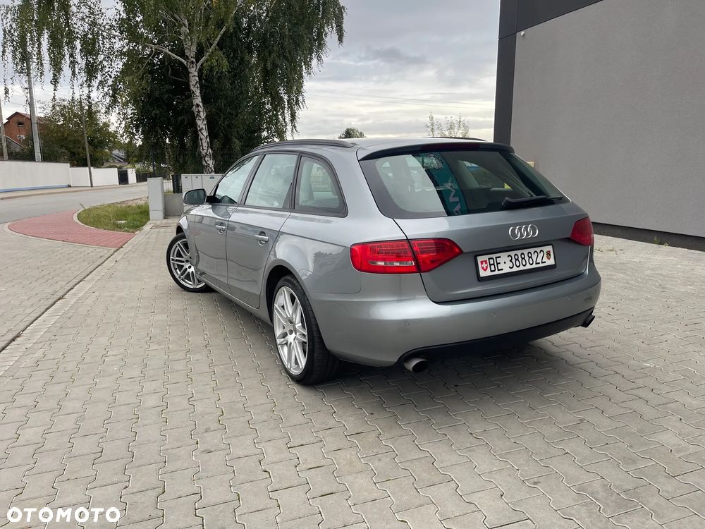 Audi A4 - 4