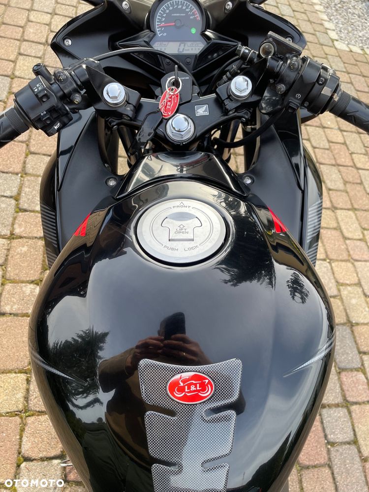 Honda CBR - 8