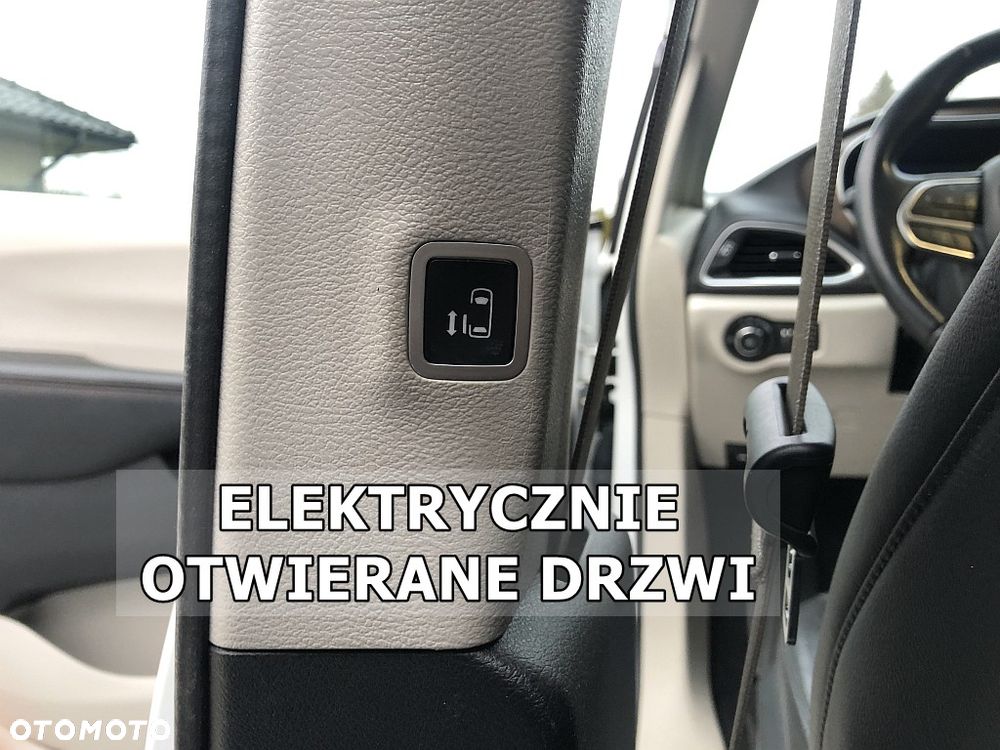 Chrysler Pacifica - 25