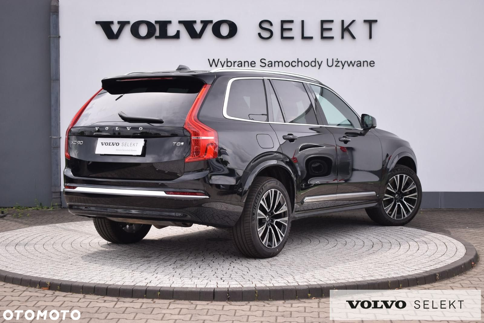 Volvo XC 90 - 9