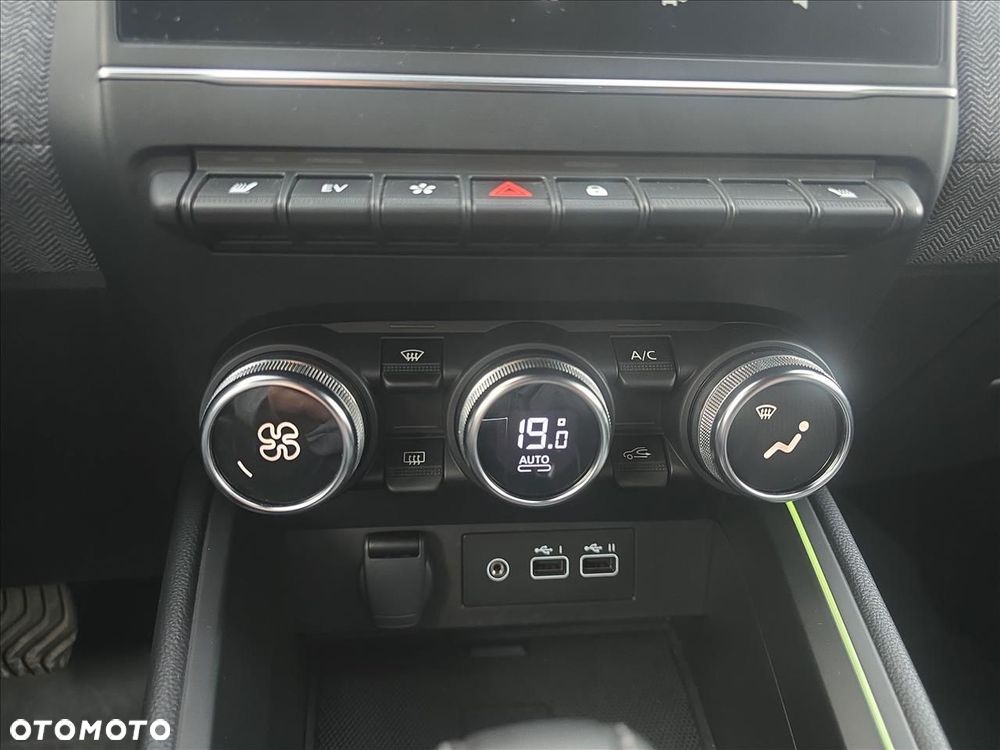 Renault Clio - 16