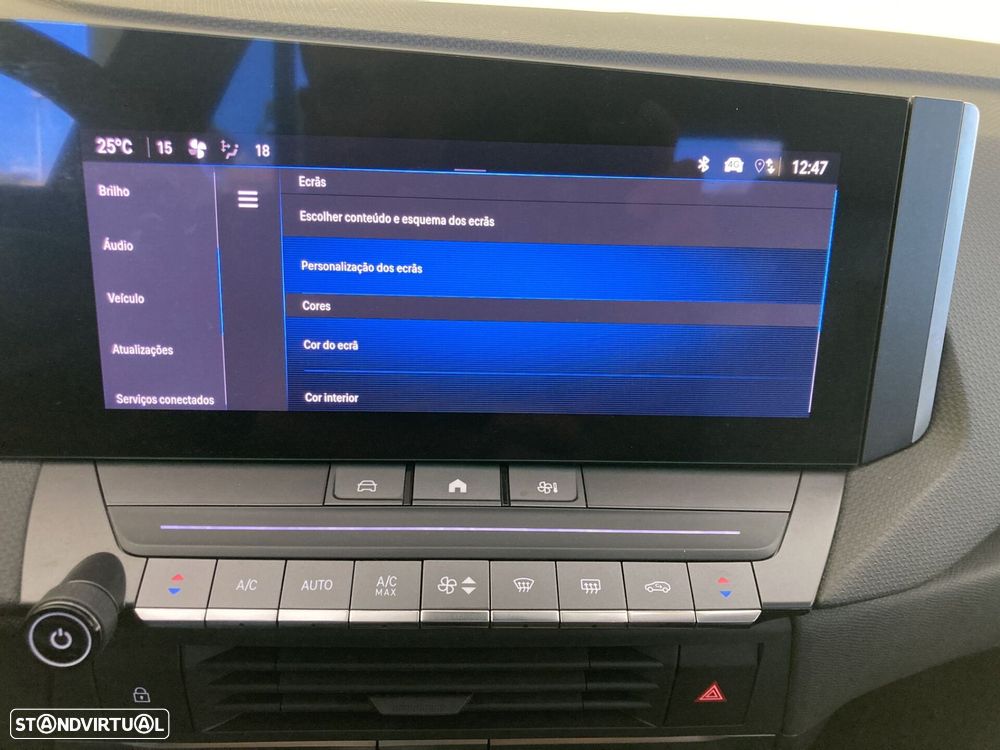 Opel Astra 1.2 T Elegance - 34