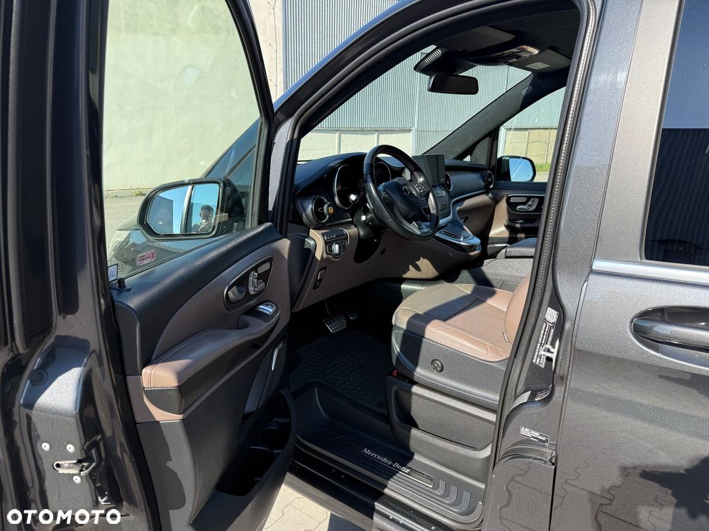 Mercedes-Benz Klasa V 300 d 4-Matic Exclusive 9G-Tronic (d³ugi) - 7