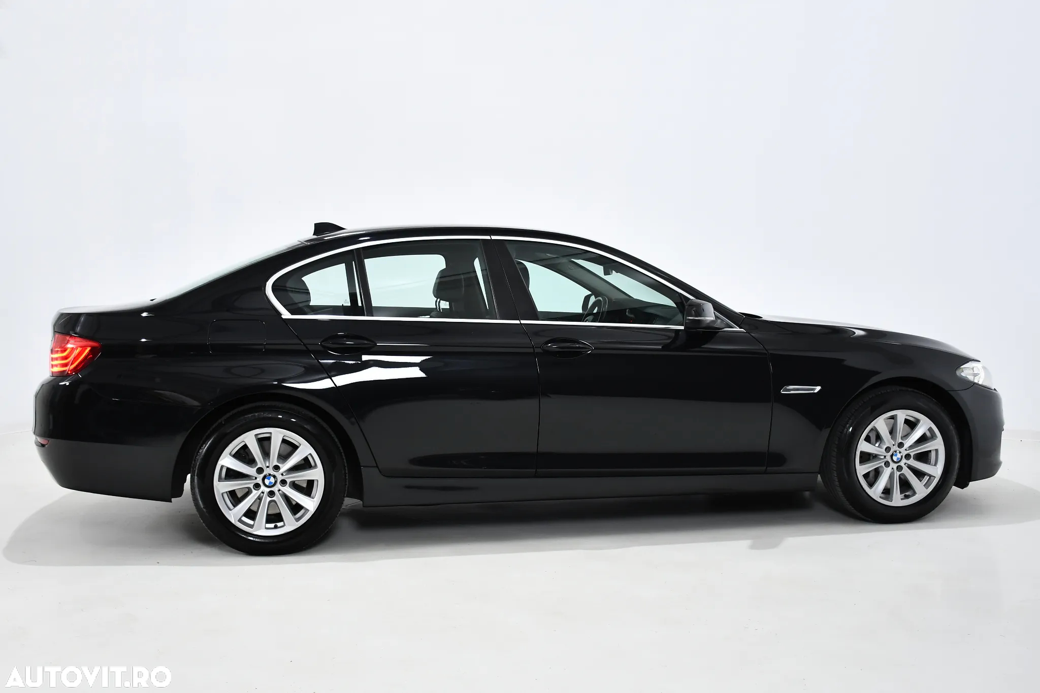 BMW Seria 5 525d xDrive Aut. - 10
