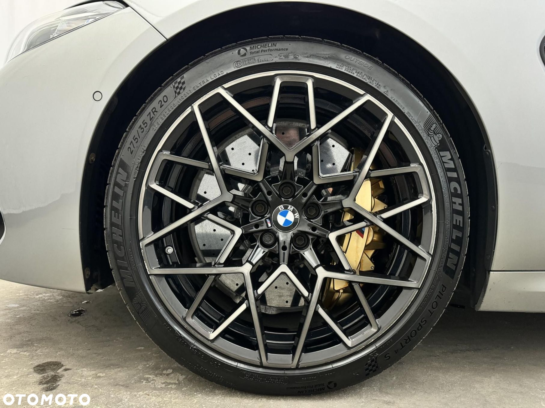 BMW M8 - 14
