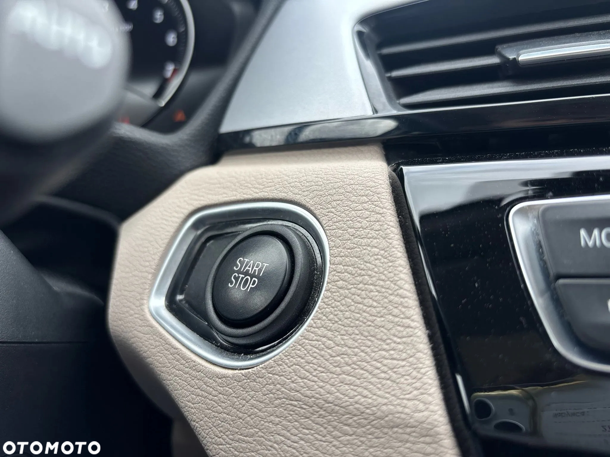 BMW X1 xDrive25e Advantage - 28