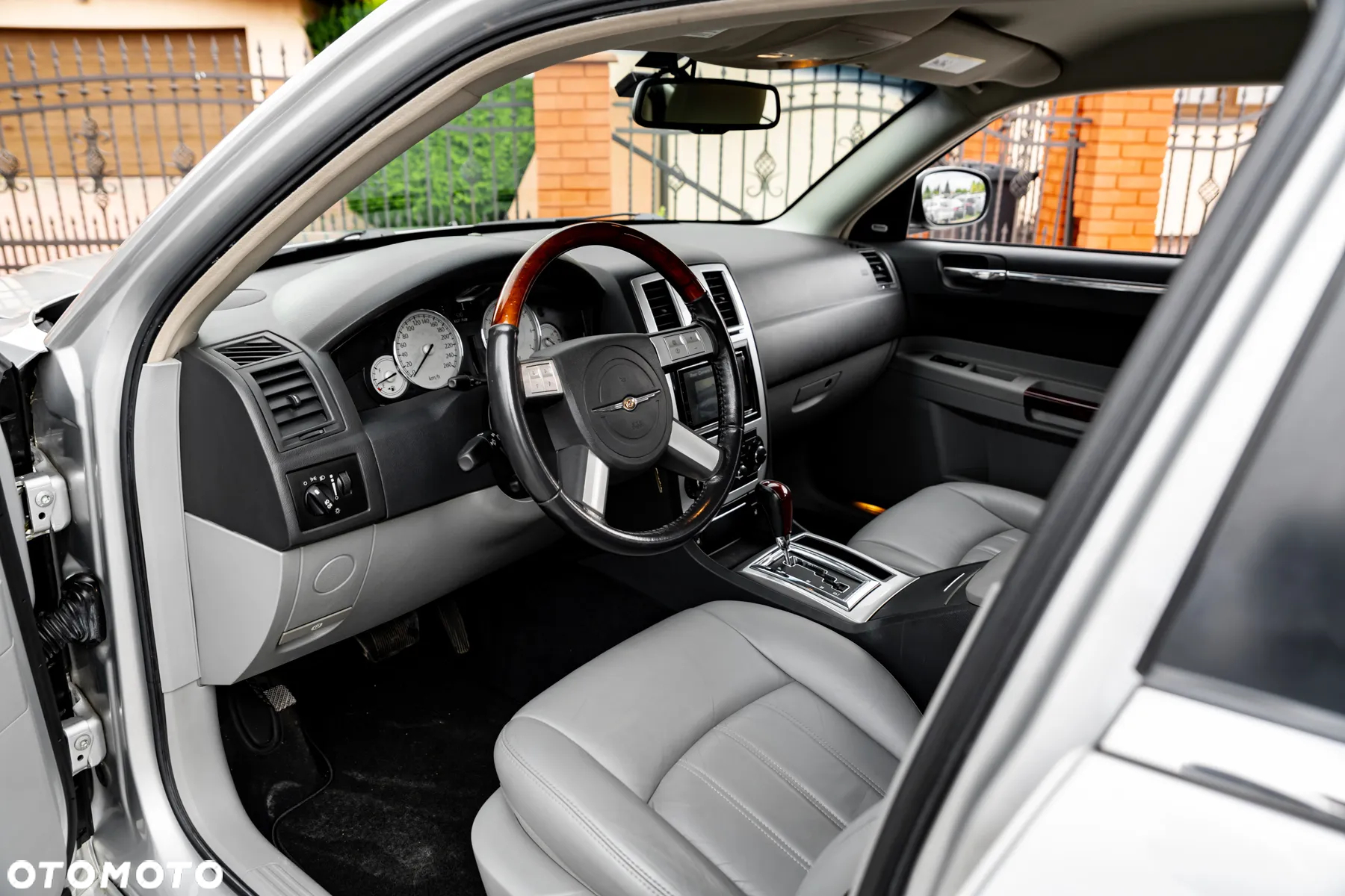 Chrysler 300C Touring 3.5 AWD Automatik - 17