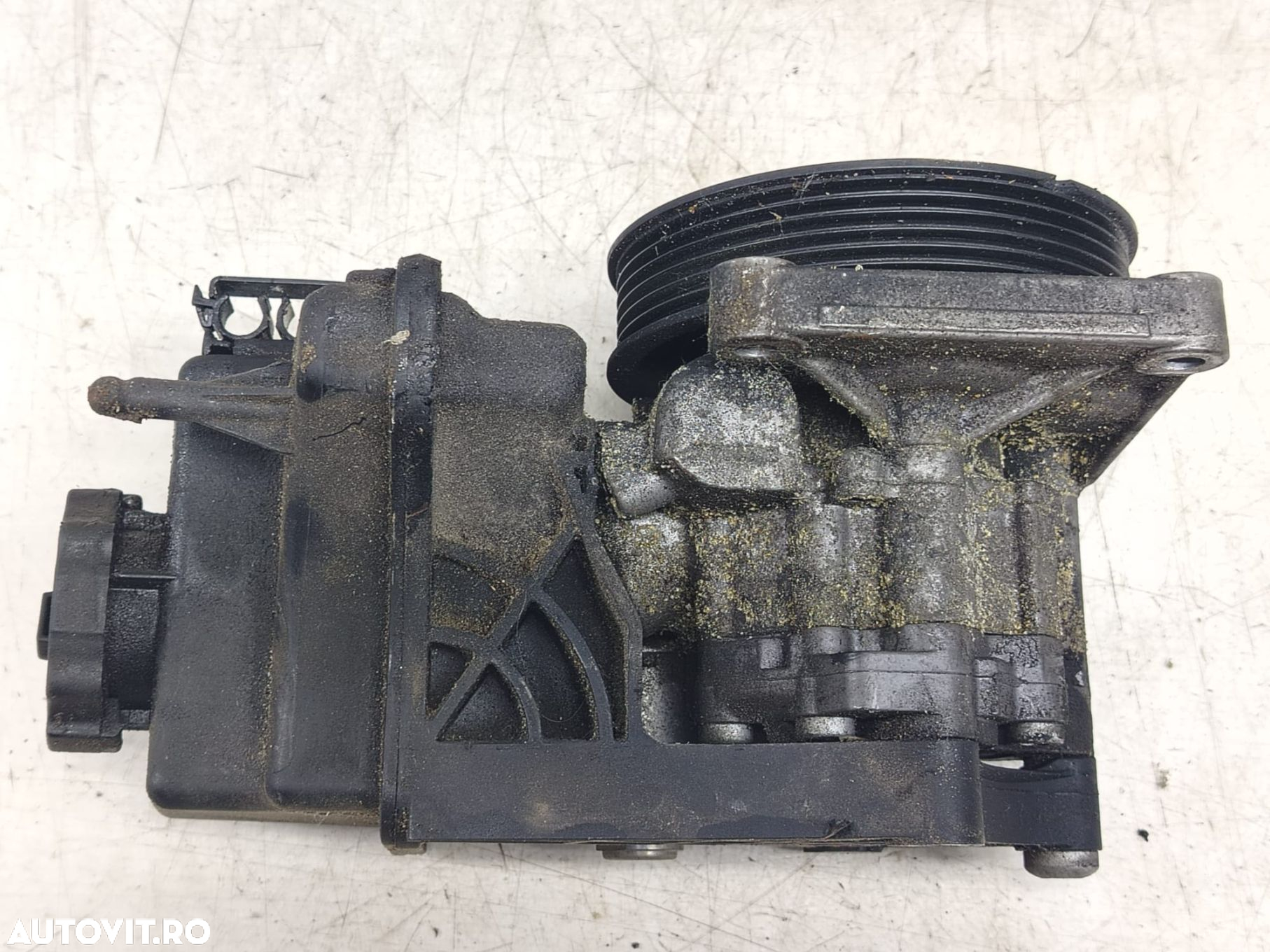 Pompa servodirectie A0064661501 Mercedes-Benz E-Class W212/S212/C207/ - 2