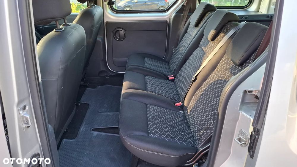 Renault Kangoo dCi 90 FAP Expression - 12