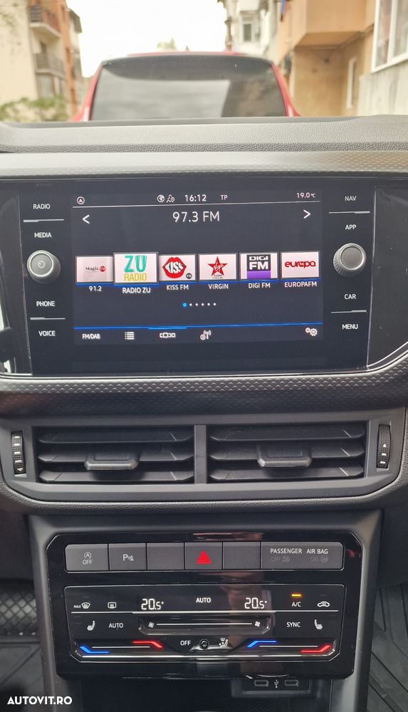 Volkswagen T-Cross 1.0 TSI DSG Style - 9