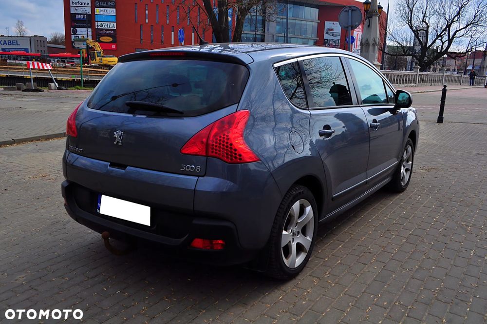 Peugeot 3008 2.0 HDi Premium - 4