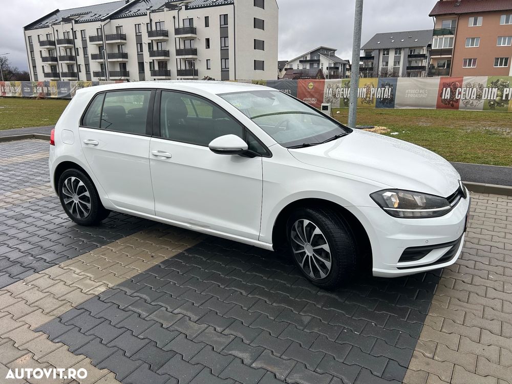 Volkswagen Golf 1.0 TSI (BlueMotion Technology) Comfortline - 3