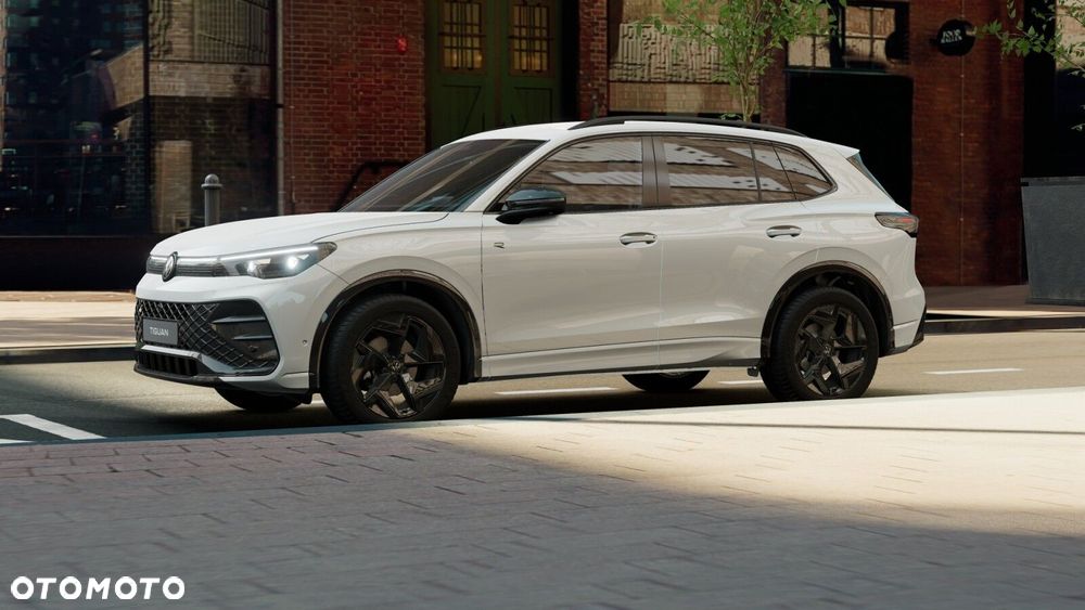 Volkswagen Tiguan - 9