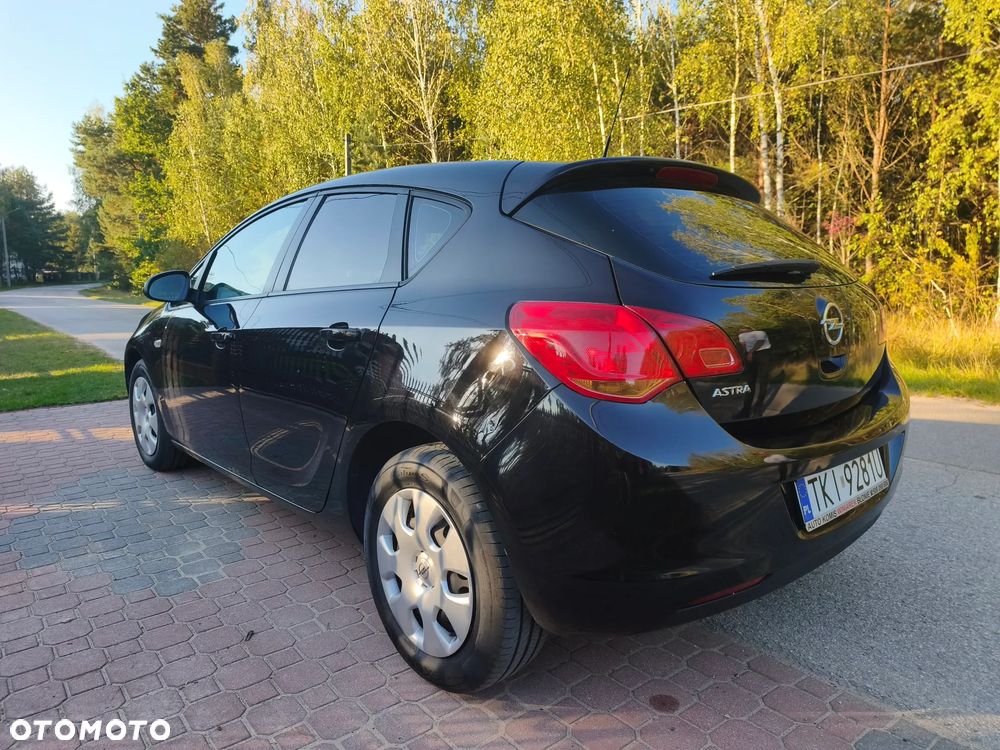 Opel Astra 1.4 Enjoy - 4