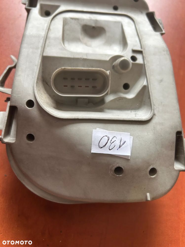WKŁAD LAMPY TYŁ LEWY AUDI A6 C6 SEDAN ZB436071L - 3
