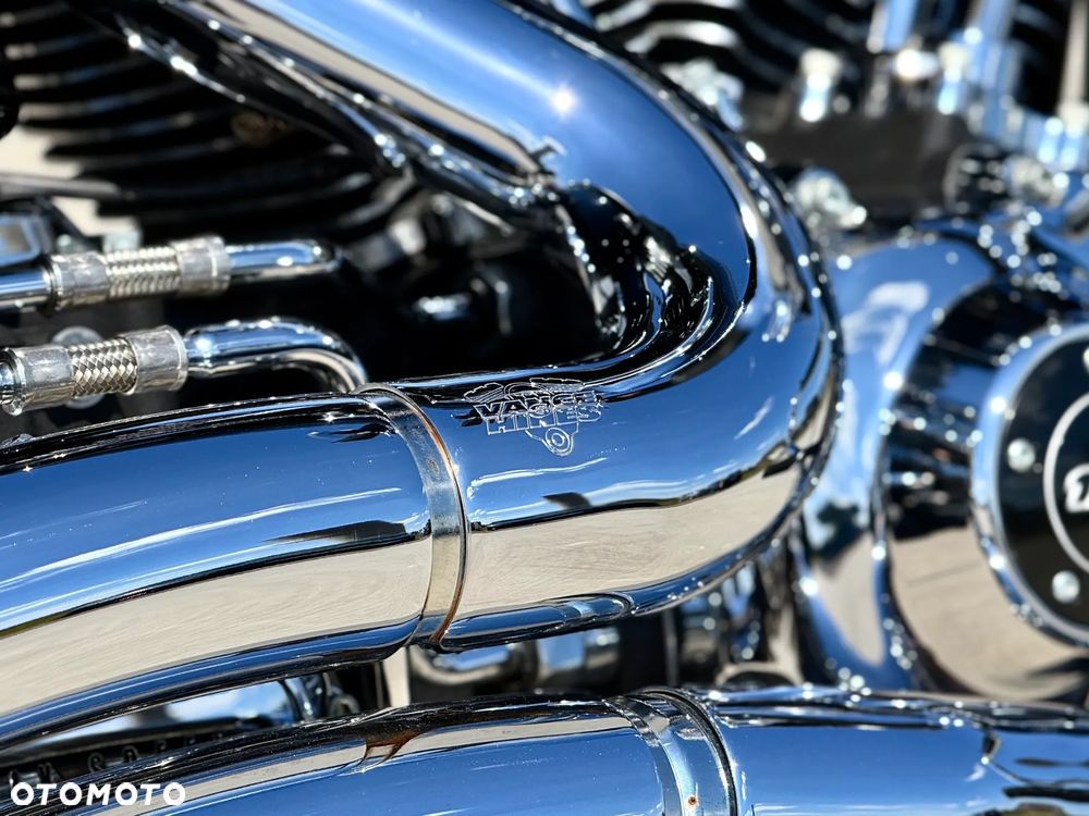 Harley-Davidson FXSB Breakout - 17