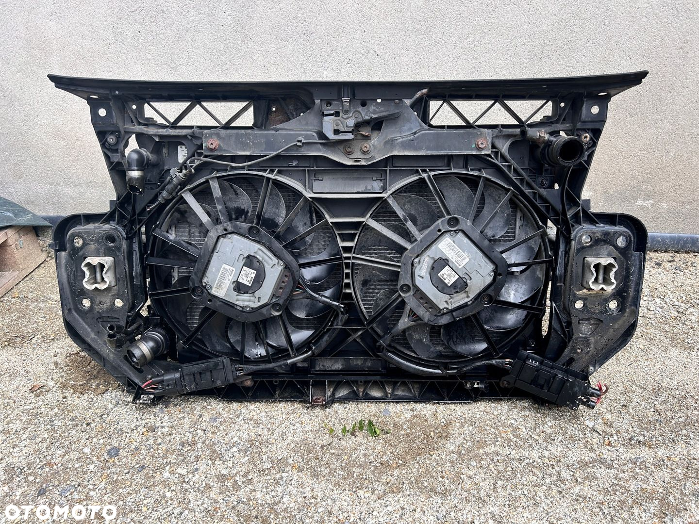 AUDI S6 C6 5.2 V10 PAS PRZEDNI CHŁODNICE WENTYLATORY - 3