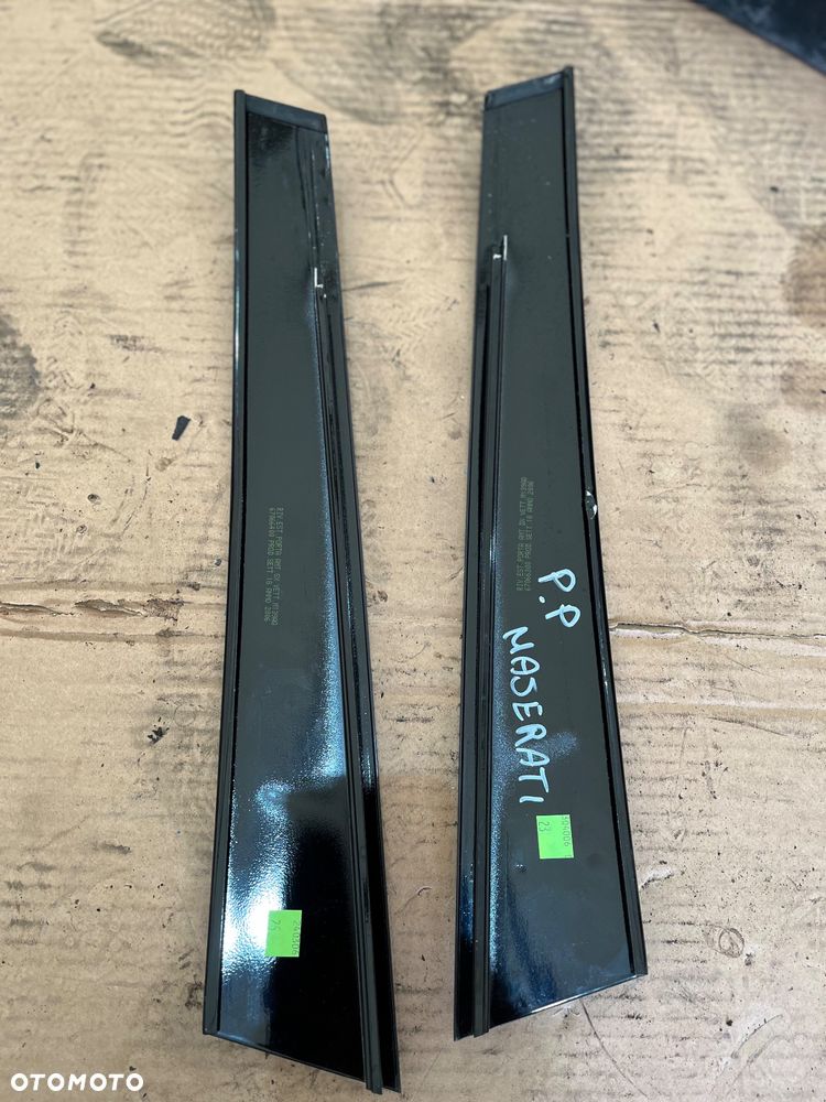 Osłona słupka drzwi przednich Maserati Quatroporte V - 2