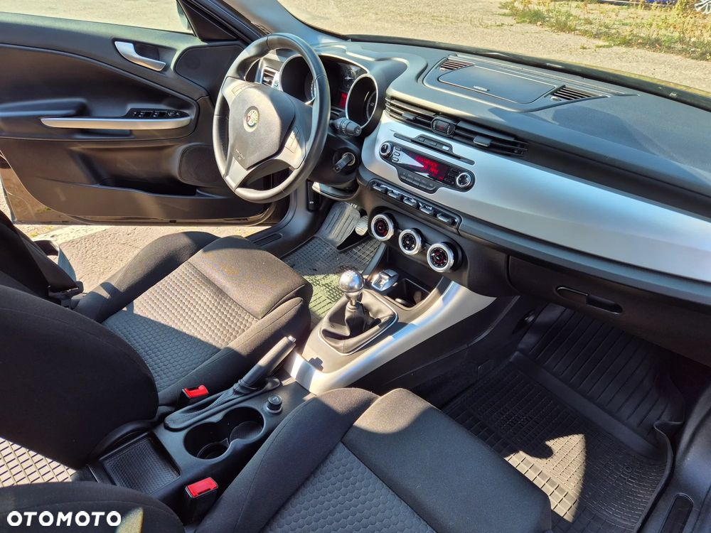 Alfa Romeo Giulietta 1.6 JTDM Progression - 12
