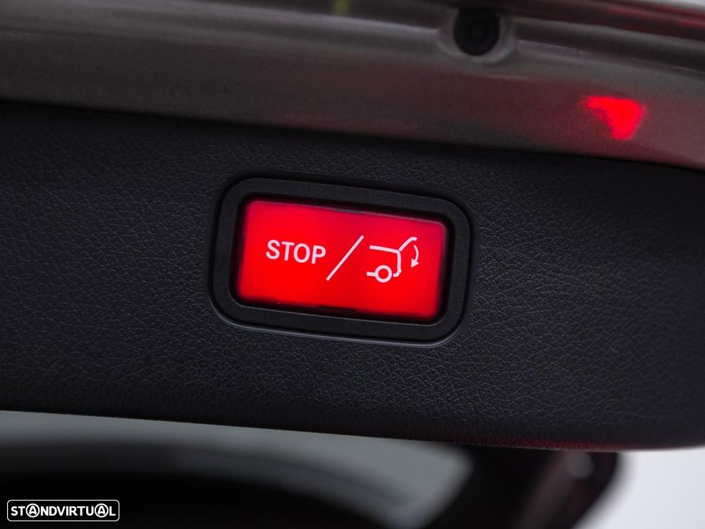 Mercedes-Benz C 300 e T 9G-TRONIC AMG Line - 14