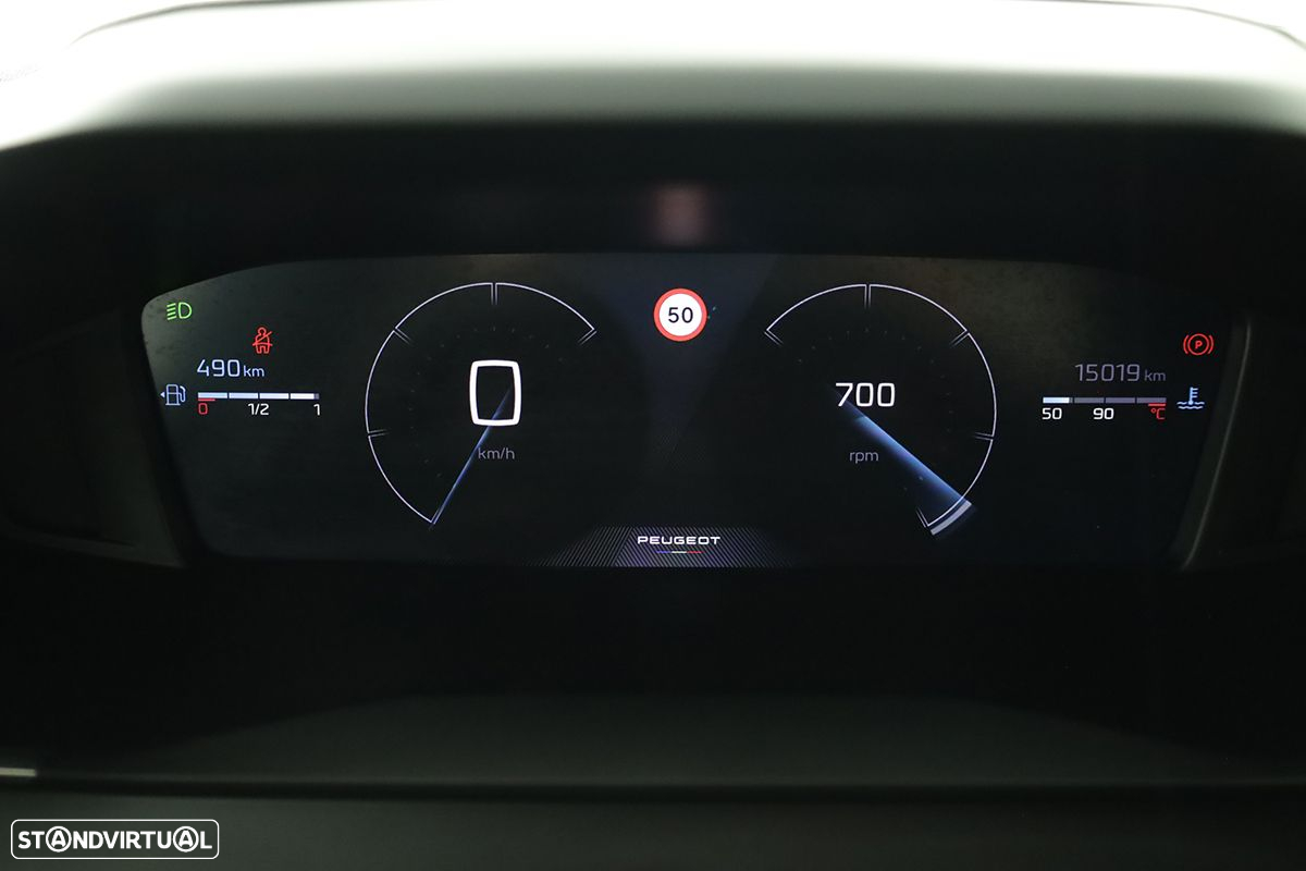 Peugeot 2008 1.2 PureTech Allure - 17