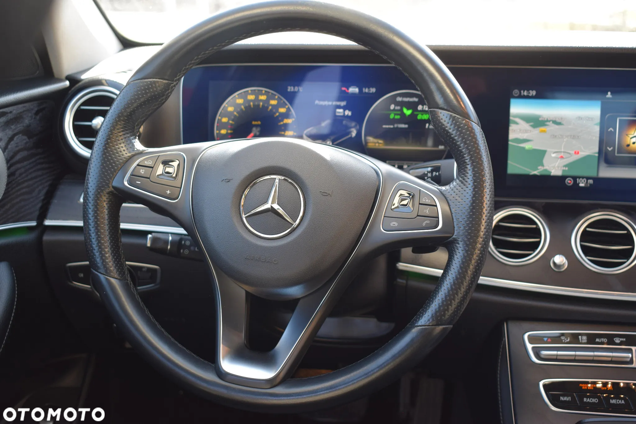 Mercedes-Benz Klasa E ver-350e-9g--tronic-avantgarde - 21