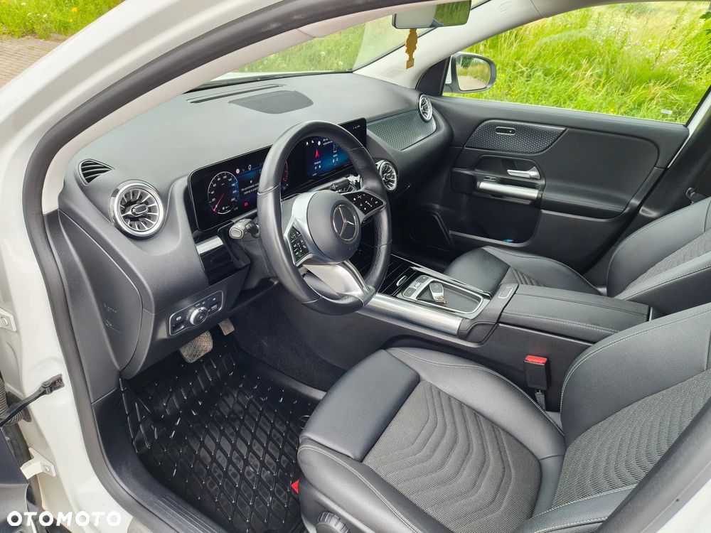 Mercedes-Benz GLA 200 Style - 18