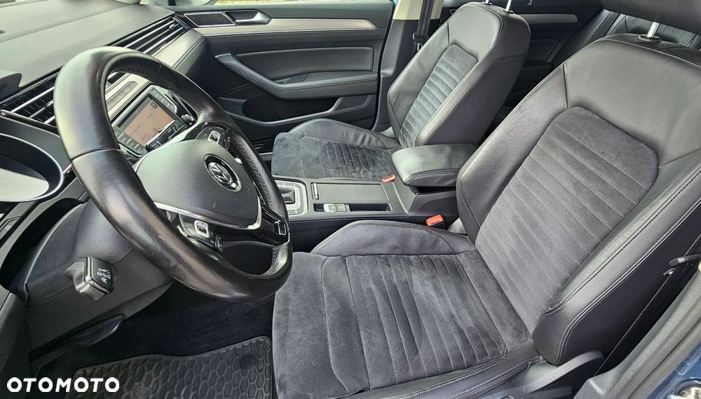 Volkswagen Passat 2.0 TDI BMT Highline DSG - 28