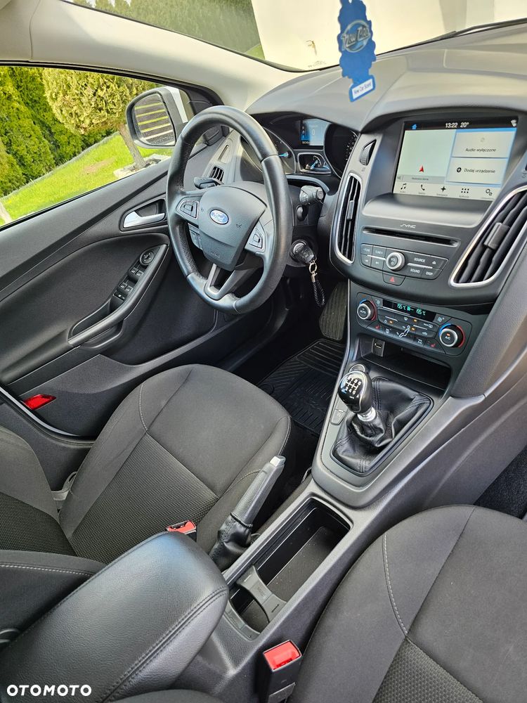 Ford Focus - 10