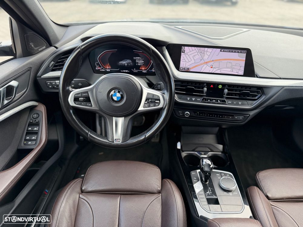BMW 116 d Pack Desportivo M Auto - 11