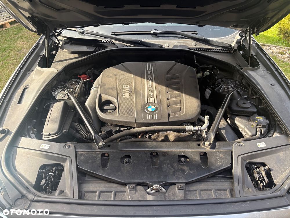 BMW Seria 5 530d Sport-Aut - 9