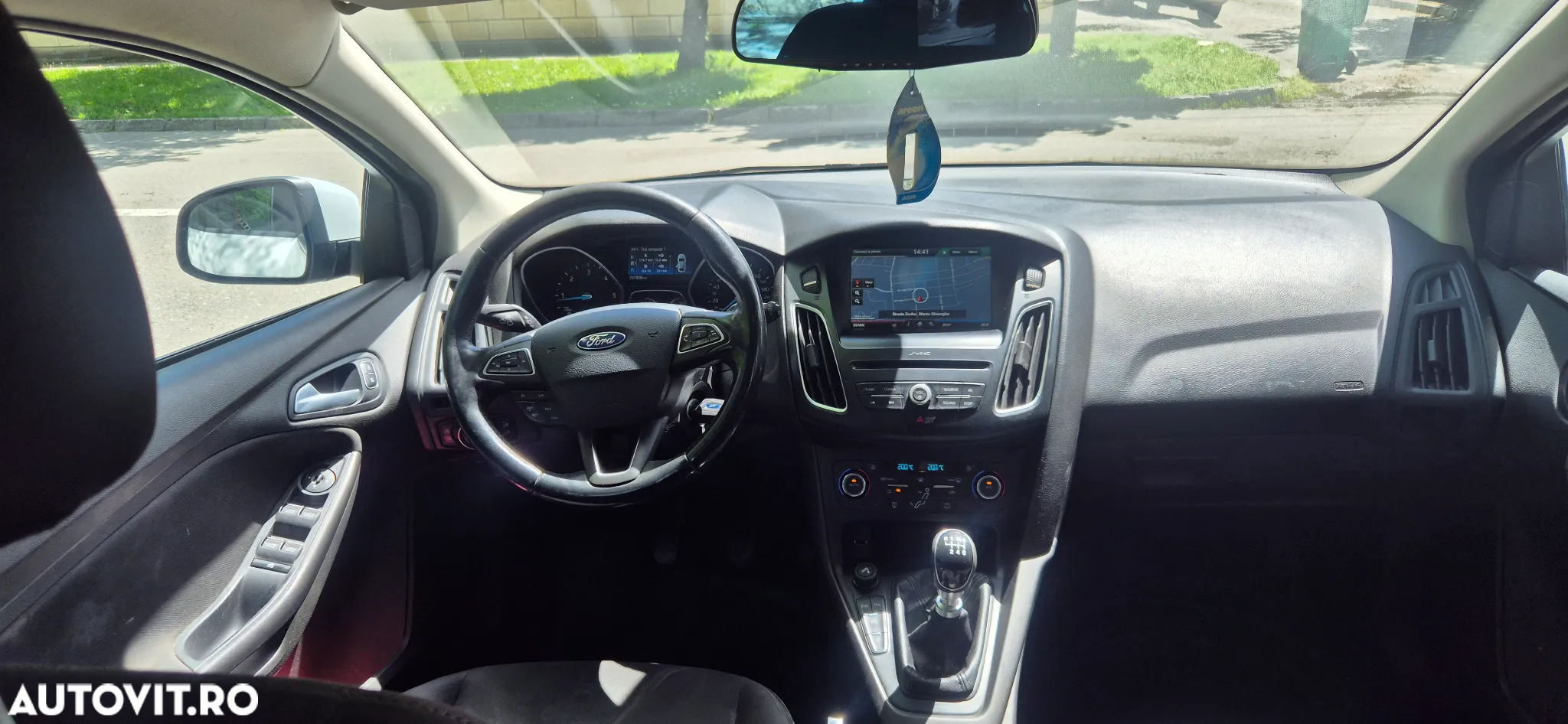 Ford Focus 1.5 TDCi Titanium - 8