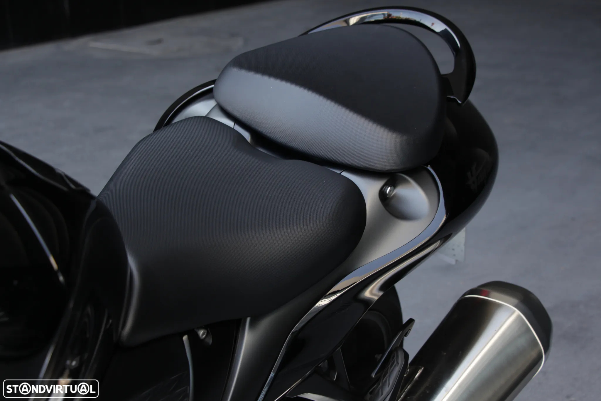 Suzuki GSX Hayabusa - 7