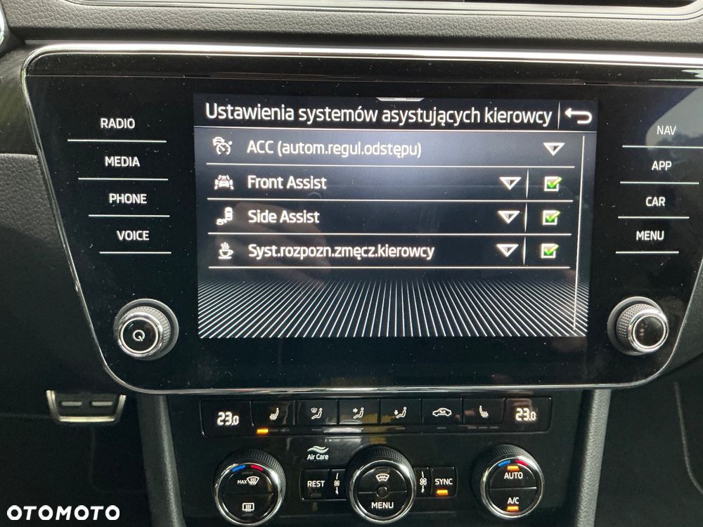 Skoda Superb 2.0 TSI Sportline DSG - 33
