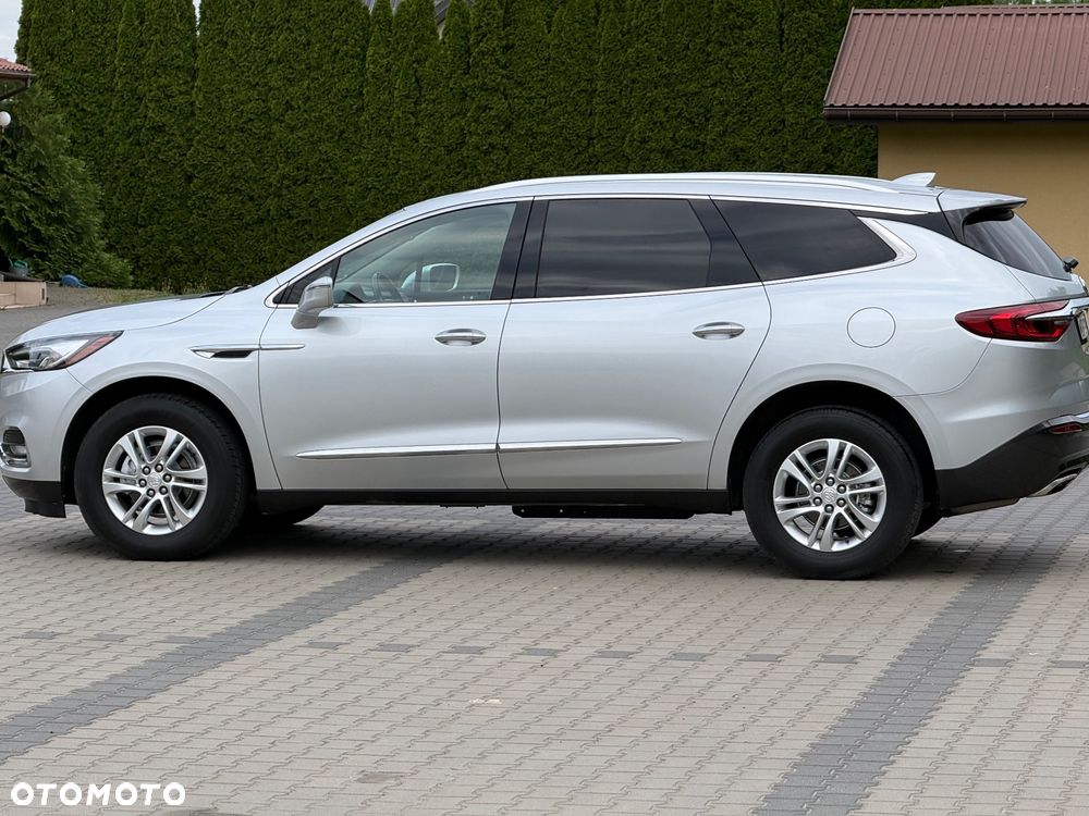 Buick Enclave - 9
