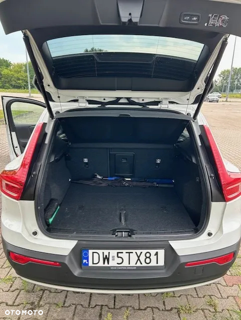 Volvo XC 40 T3 Momentum Pro - 8