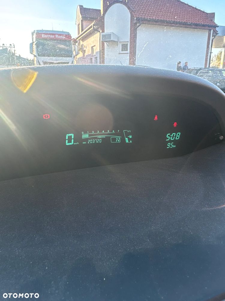 Toyota Yaris 1.3 Sol MM - 14