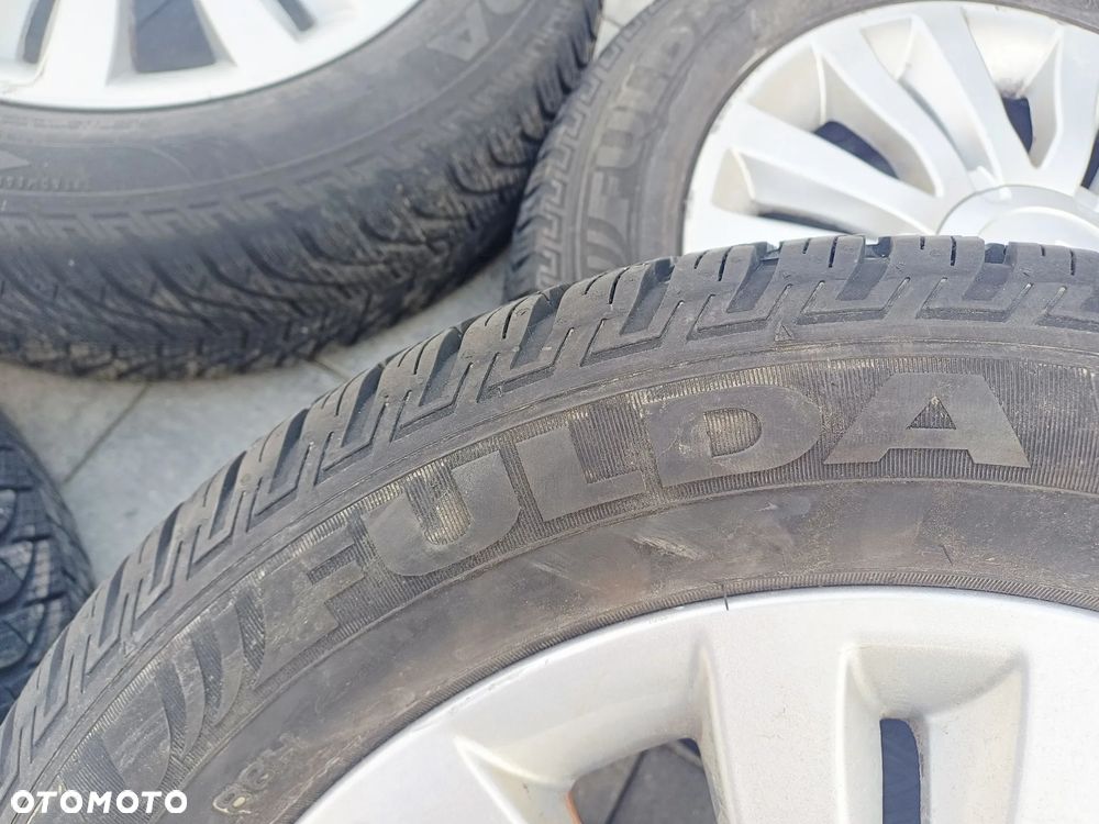 FELIGI Z OPONAMI ALUMINIOWE RENAULT CLIO III R15 4X100 ET43 60,1 mm OPONY FULDA 185/60 R15 WIELOSEZON NR7 - 8