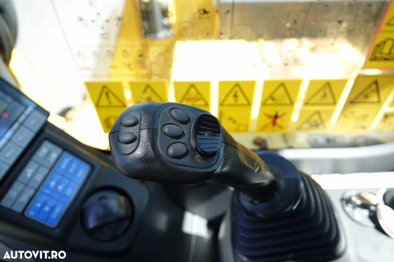 Komatsu PW 118 MR / EXCAVATOR PE ROȚI / 2019 / ROTARE ÎN ȘI ÎNĂLȚIME / CAMERĂ / CONTRACT DE SERVICE POST-SERVICE - 28