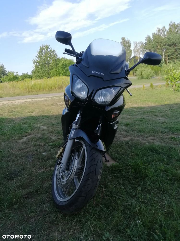Honda CBF - 6