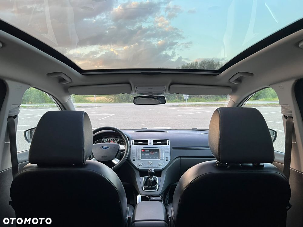 Ford Kuga 2.0 TDCi 4x4 Titanium - 25