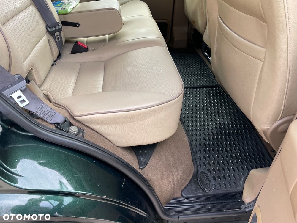 Land Rover Discovery - 18