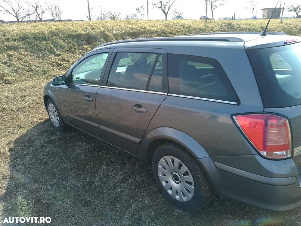 Opel Astra 1.8i Essentia - 3